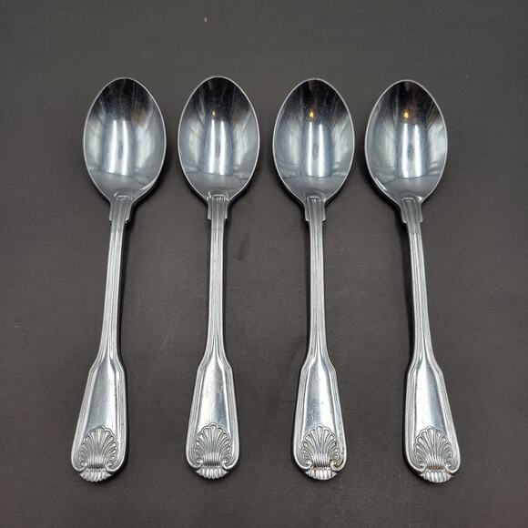 Towle London Shell Teaspoon JAPAN Stainless Flatware Set Of 4 Supreme Cutlery - Picture 1 of 4
